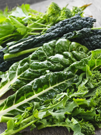 benefits of dark leafy greens